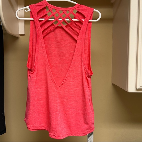 Lorna Jane Ivy Active Tank - Picture 6 of 8